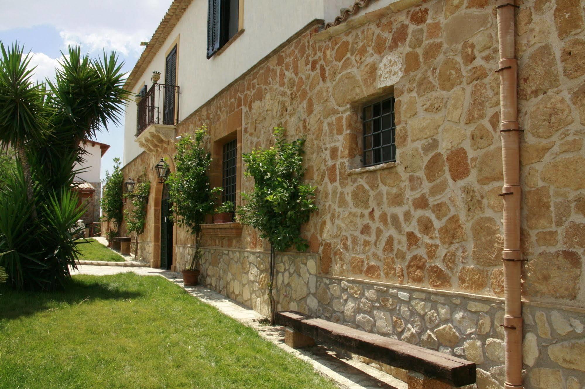 Don Giovanni Hotel Sambuca di Sicilia Exterior foto